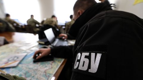 СБУ расследует создание в Хмельницком фейкового "горсовета", который сотрудничал с Шарием