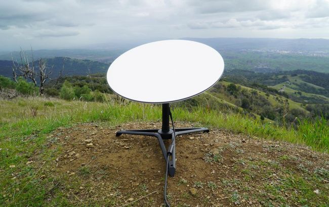 Ілон Маск знизив ціни на інтернет від Starlink для України