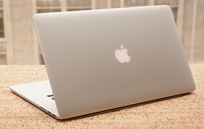 Поставки MacBook достигнут 15 млн устройств в 2017 году