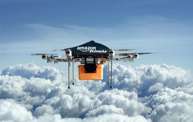 Amazon хоче використовувати дирижаблі для зберігання товарів при доставці дронами
