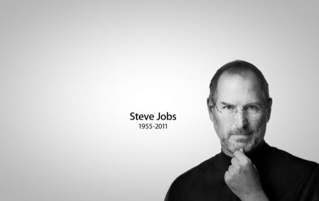 Apple презентувала книгу, приурочену до ювілею компанії