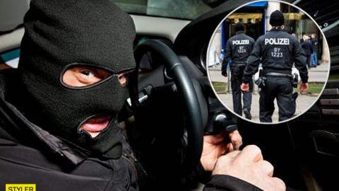 Вор-неудачник застрял в угнанном авто и вызвал на помощь полицию