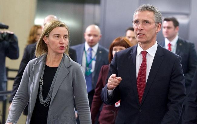 НАТО и ЕС договорились объединить усилия против угрозы "гибридной войны"