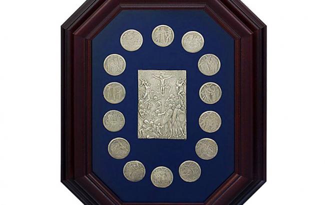 ФГВФО виставить на торги колекційні монети з банку сина Януковича