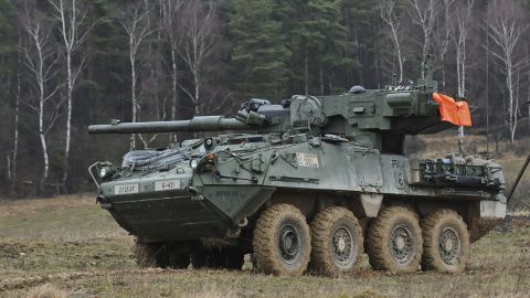 "Стальной фронт" Ахметова начал производство защиты для БТР Stryker