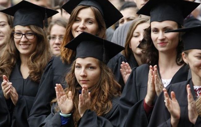 Українські студенти в Польщі тепер зможуть працювати без спецдозволу