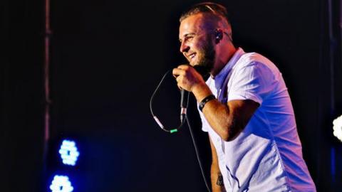 Лідер "БЕЗ ОБМЕЖЕНЬ" висловився про гастролі українських артистів в Росії