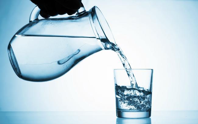Відчуйте легкість: як очистити організм за допомогою води