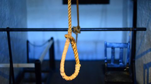 Быстро вытащили из петли: в Николаеве спасли 9-летнего ребенка