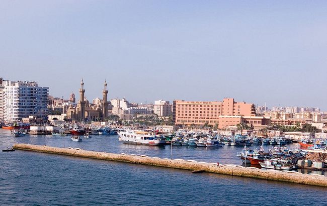 Україна закликала Єгипет закрити порти для суден, що заходили в окупований Крим