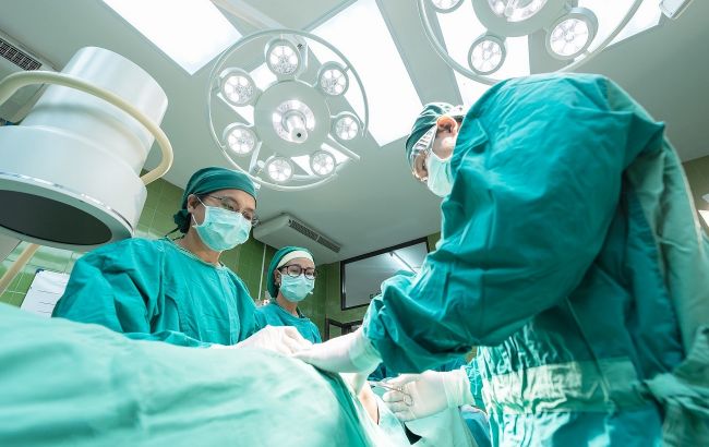 У Львові провели унікальну операцію на серці: без єдиного розрізу