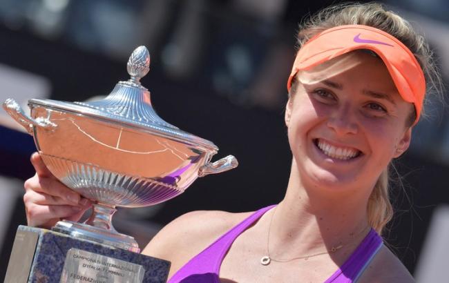 Світоліна завершила сезон перемогою над першою ракеткою світу