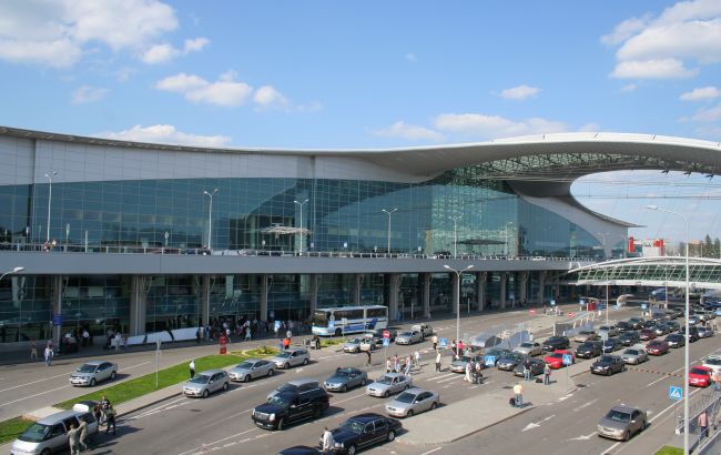 "Борисполь" возобновил авиаперевозки: новые правила работы