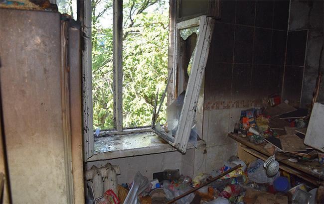 У Київській області жінка влаштувала у квартирі сміттєзвалище