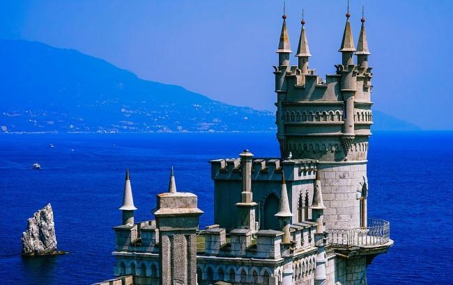 Нормальной жизни нет: жители Крыма жалуются на то, как плохо после аннексии