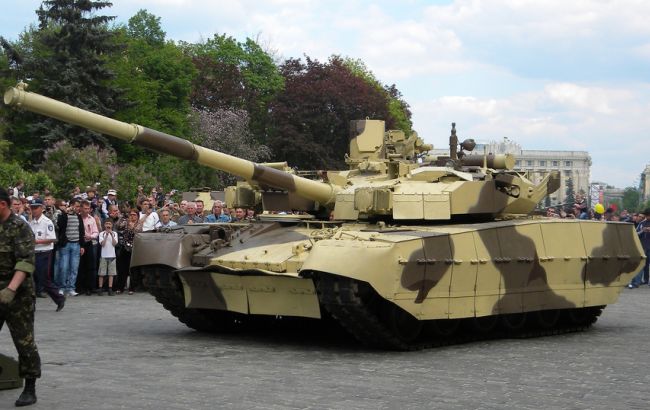 Танками укомплектованы практически 100% танковых подразделений, - Полторак
