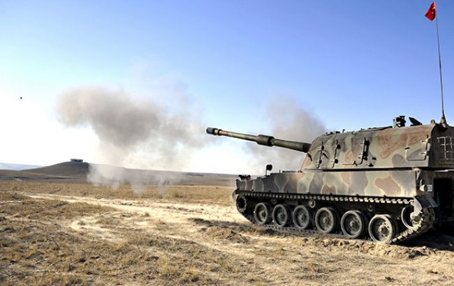 Турецкие танки вошли в сирийский Африн
