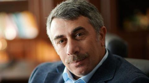 Тревожный симптом: Комаровский рассказал об опасности для младенцев
