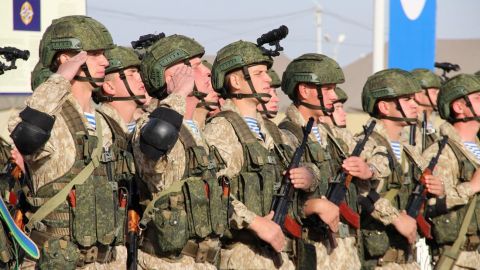 Названо офіційну кількість  "миротворців" ОДКБ в Казахстані