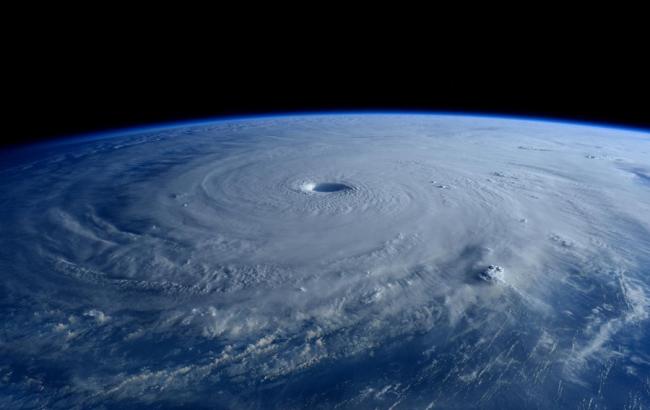 На Філіппінах через тайфун евакуювали 20 тис. осіб