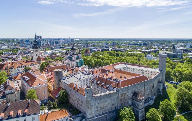 ПЛР-тести та самоізоляція. Коли Естонія може відкритися для туристів