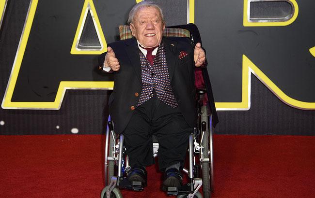 Прощай, R2-D2: актор кіносаги "Зоряні війни" помер у Британії