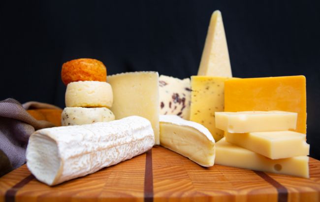 В Україну завезли отруйний сир: може викликати зараження крові та менінгіт