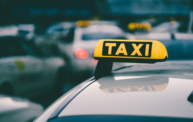 У Києві таксист висадив пасажирів, які ненавидять українську мову (відео)