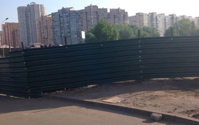 Киевсовет разорвал договор аренды скандального земучастка на Осокорках