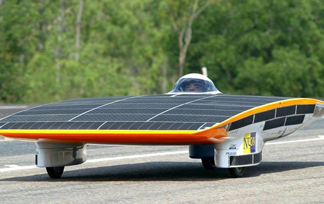 В Австралії почалися перегони електромобілів на сонячній енергії
