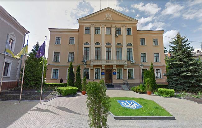 В Тернополе под горсоветом произошли потасовки