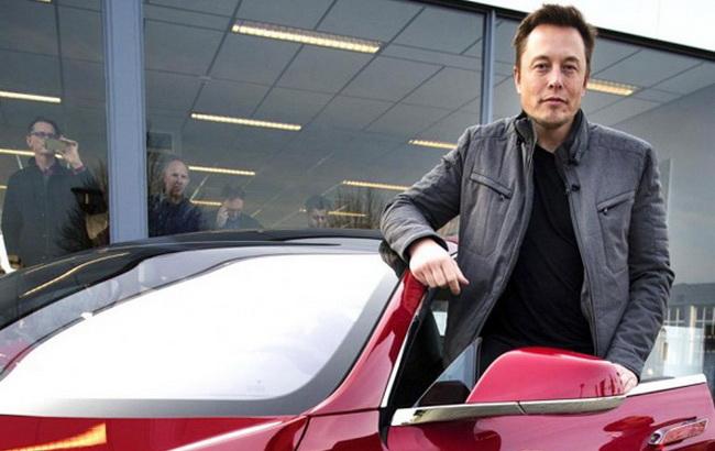 Tesla викупила не використовуваний 24 роки домен для потреб компанії