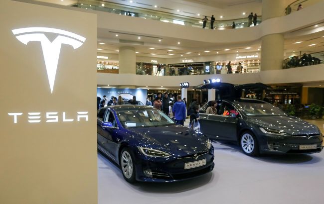 Tesla зупинила продажі Model S та Model X за межами США та Канади