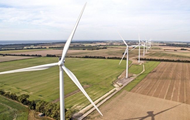 ЕБРР и Энергосообщество раскритиковали налоговый законопроект за пункт об акцизе на "зеленую" энергию