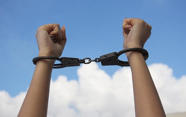 В Полтавській області затримали військового за продаж наркотиків