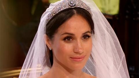 "Тихий океан, маки і промені сонця": Меган Маркл після весілля отримала власний герб (фото)