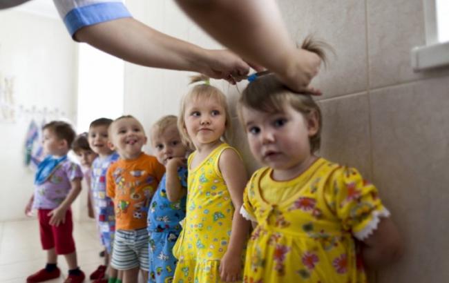 В России у должников по коммуналке будут забирать детей