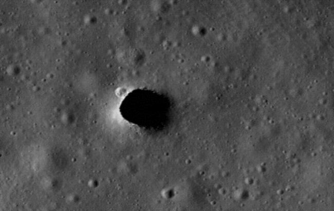Ученые обнаружили на Луне подземные тоннели