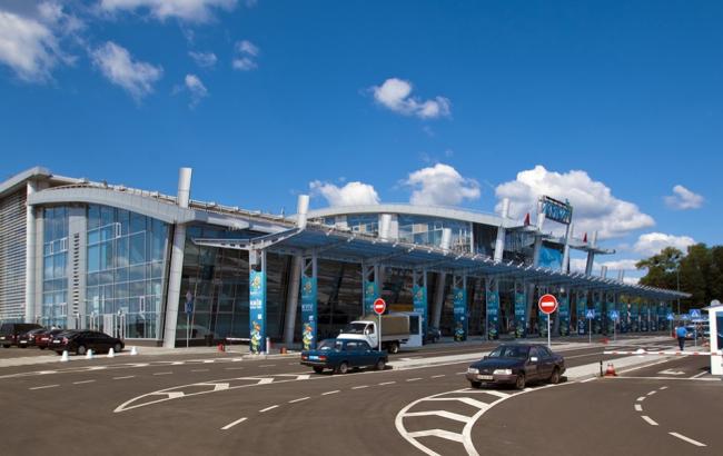 Аеропорт "Жуляни" відновив роботу