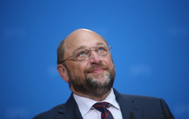 Греции придется перейти на другую валюту в случае ответа "нет" на референдуме, - Шульц