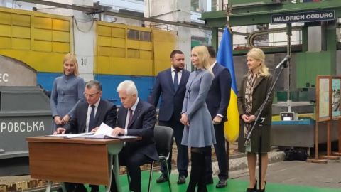 "Турбоатом" и "Электротяжмаш" подписали контракт с "Укргидроэнерго" на 1,27 млрд грн