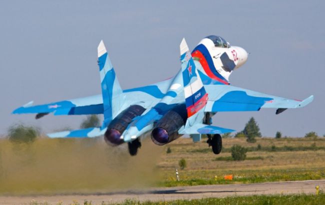 У ході раптової перевірки військ Росія перекидає авіацію ближче до України
