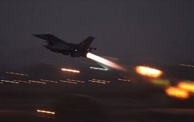 Турция нанесла авиаудары по целям в Ираке и Сирии после гибели 12 солдат