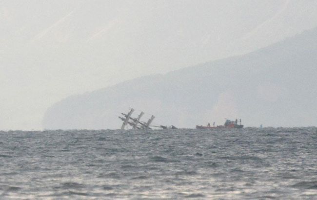 Біля узбережжя Анталії перекинулося судно з понад 70 туристами