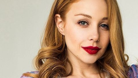 Девочка с глазами-океанами: Тина Кароль без макияжа вскружила голову чувственным фото