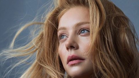 Сама ніжність: Тіна Кароль заворожила постільним знімком