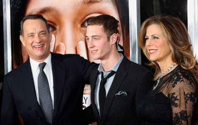 Британская полиция объявила в розыск сына Тома Хэнкса