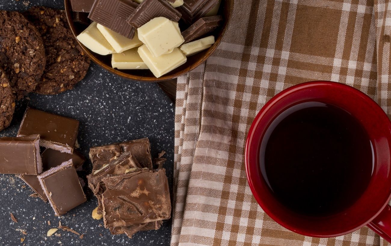 Гірше за каву: цей популярний смаколик категорично не можна їсти після 18:00