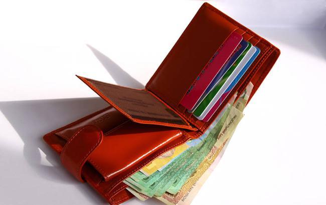 Стало відомо, які зарплати отримують жителі окупованого Донбасу