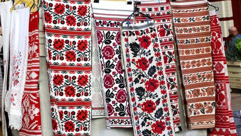 У Київській області виткали найдовший в країні рушник